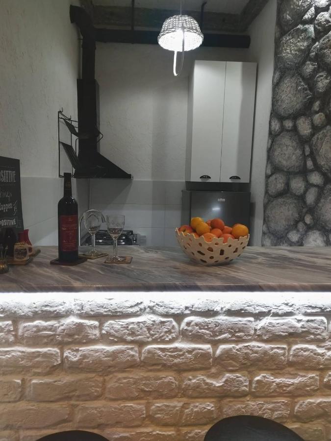 4 Chocolate Apartments In Old Тбилиси Экстерьер фото