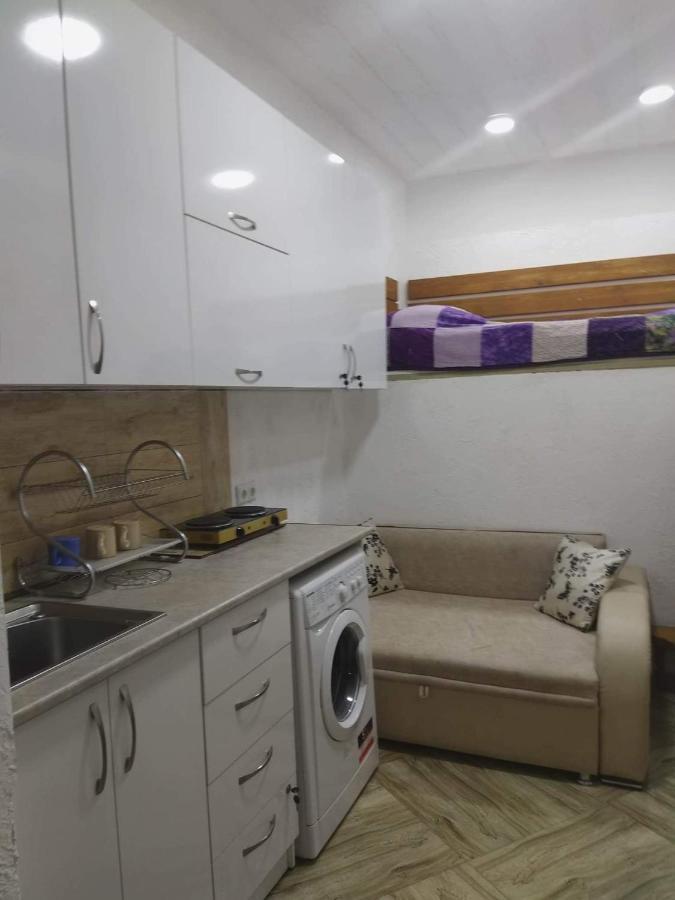 4 Chocolate Apartments In Old Тбилиси Экстерьер фото