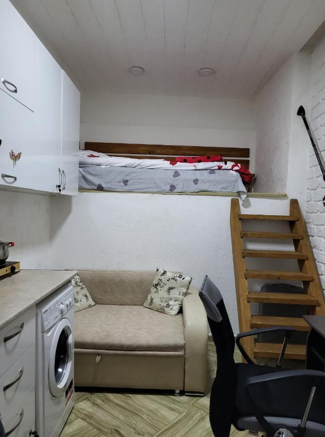 4 Chocolate Apartments In Old Тбилиси Экстерьер фото