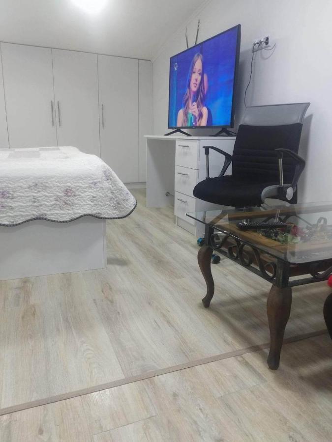 4 Chocolate Apartments In Old Тбилиси Экстерьер фото